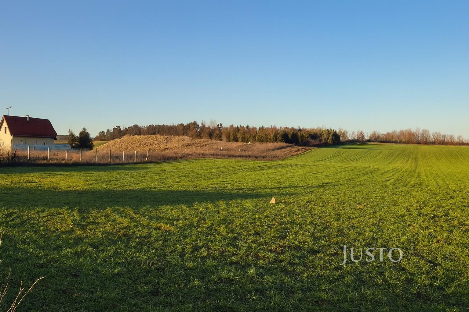 Prodej stavebního pozemku 1079 m²