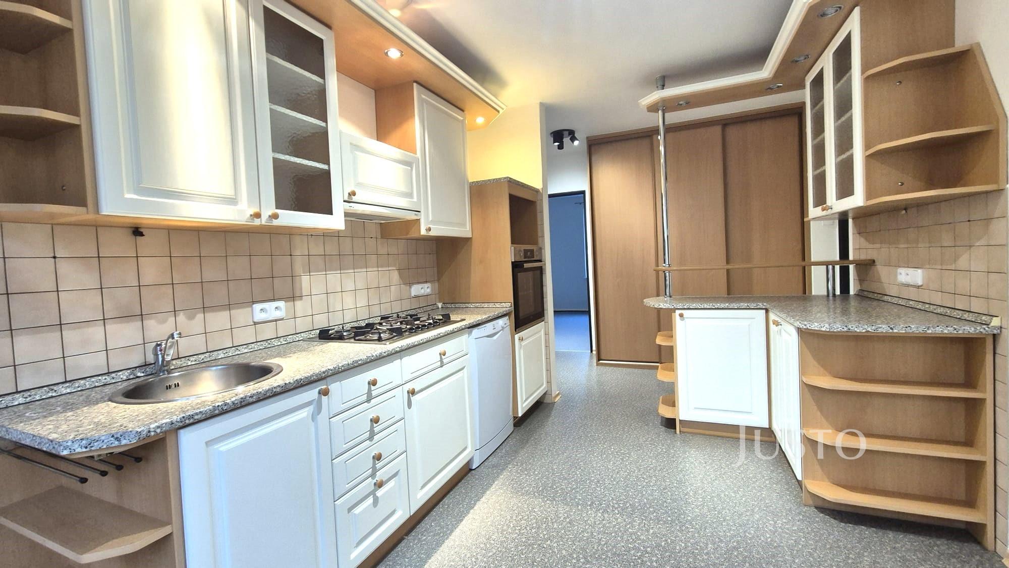 Pronájem 3+1, 88 m², Písek - Budovatelská