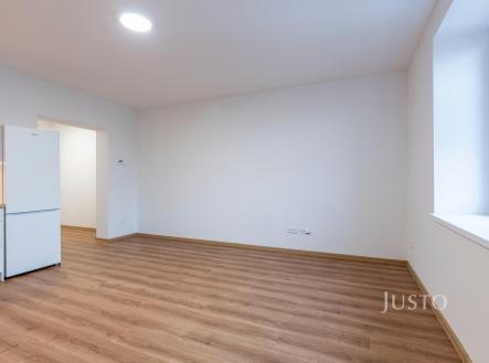 Pronájem bytu, 1+kk, 34 m²