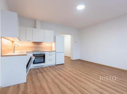 Pronájem bytu, 1+kk, 34 m²
