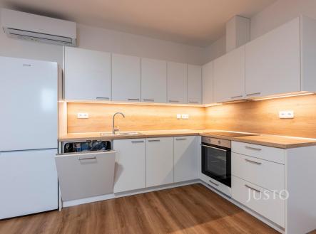 Pronájem bytu, 1+kk, 35 m²