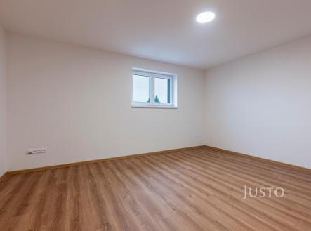 Pronájem bytu, 1+kk, 35 m²
