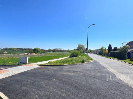 Prodej pozemku pro bydlení, 1 023 m²