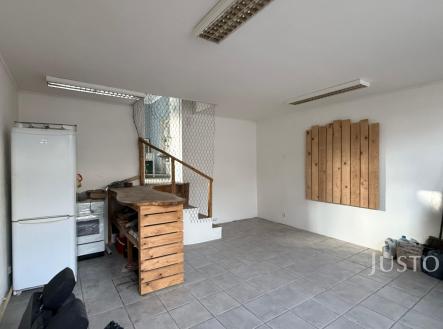 Pronájem kanceláře, 56 m²