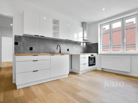 Pronájem bytu, 2+1, 70 m²