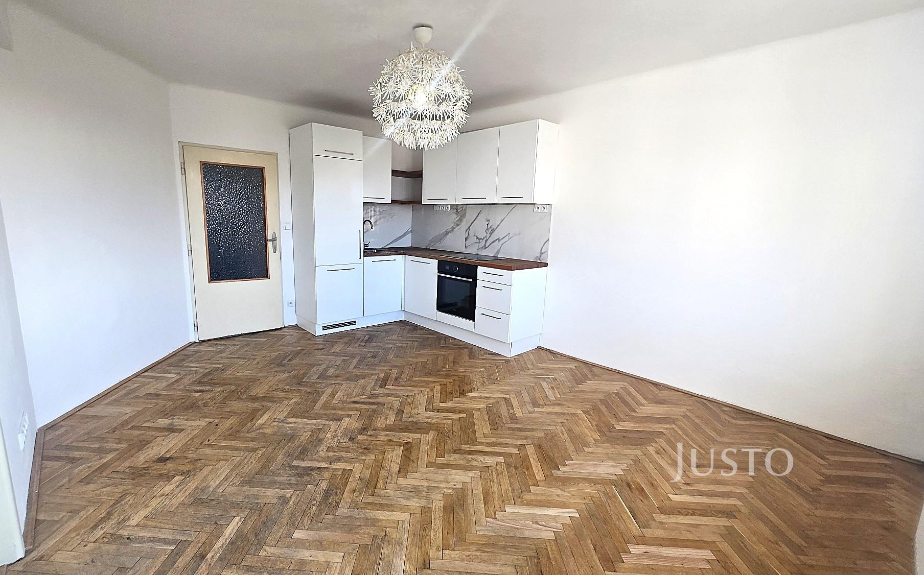 Pronájem 2+kk, 50 m², Písek - Mírové náměstí