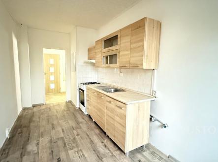 Pronájem bytu, 3+1, 70 m²