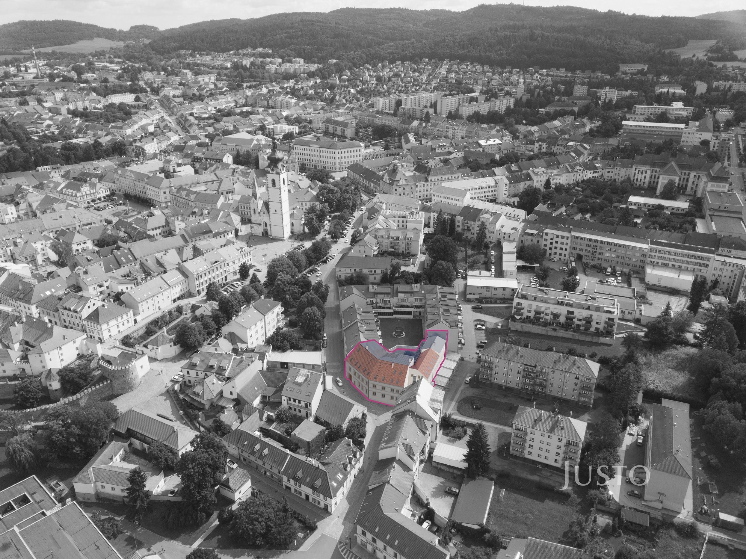 Prodej 4+kk 141 m² + terasa 33 m² + parkování