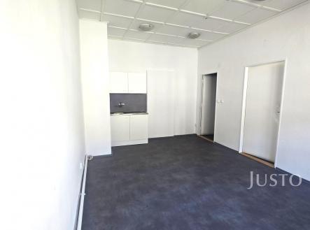 Pronájem komerční prostor, 35 m²