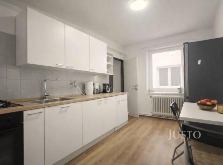 Pronájem bytu, 2+1, 67 m²