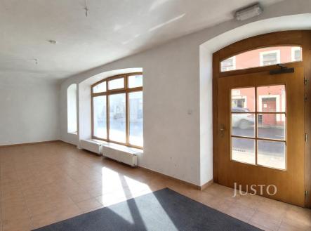 Pronájem obchodní prostor