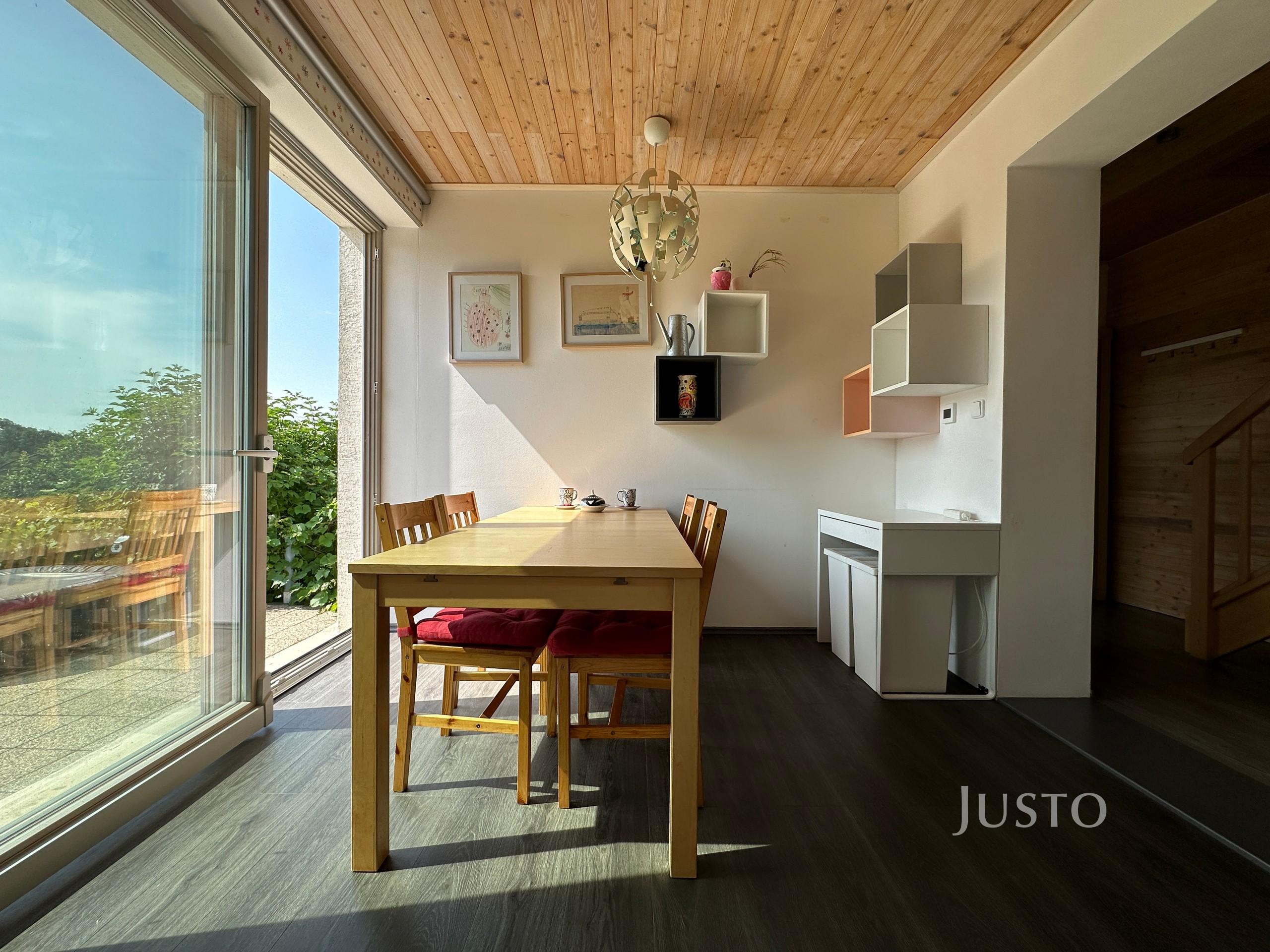 Pronájem pokoje 15 m² + parkování