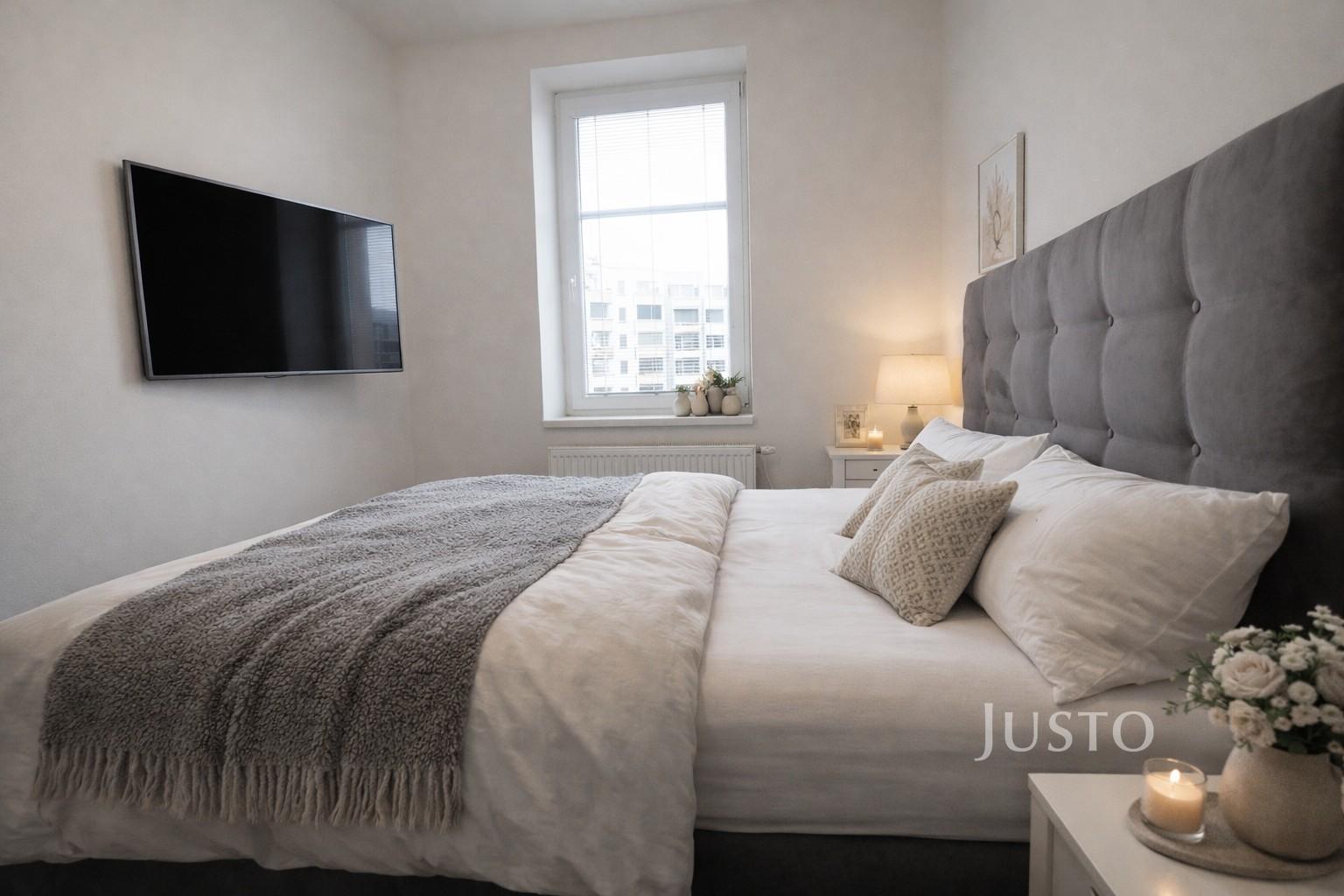 Pronájem 2+kk 37 m² , Písek - Pražská