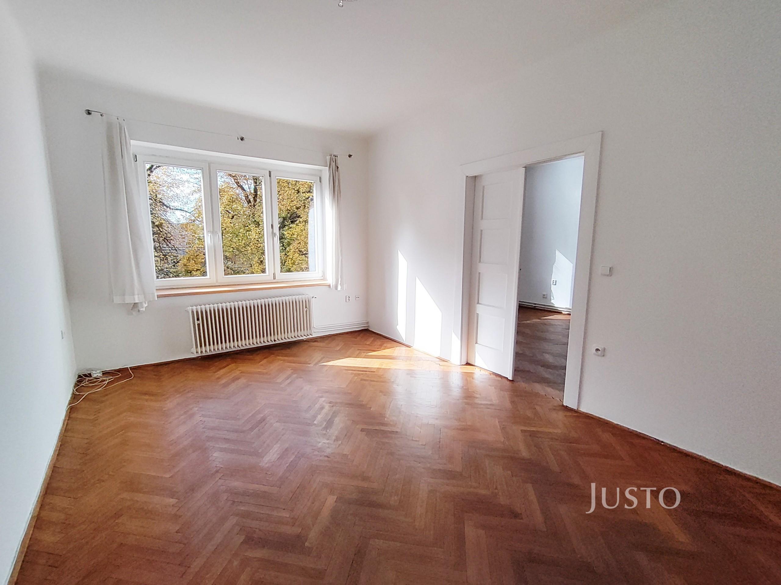 Pronájem 3+1+ parkování, 100 m², Písek - Tylova