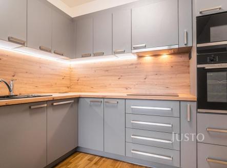 Pronájem bytu, 2+kk, 63 m²