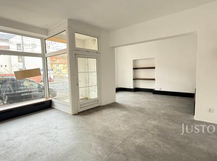 Pronájem kanceláře, 70 m²