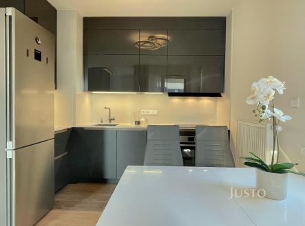 Pronájem bytu, 2+kk, 64 m²