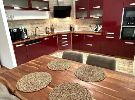 Pronájem bytu, 3+kk, 89 m²