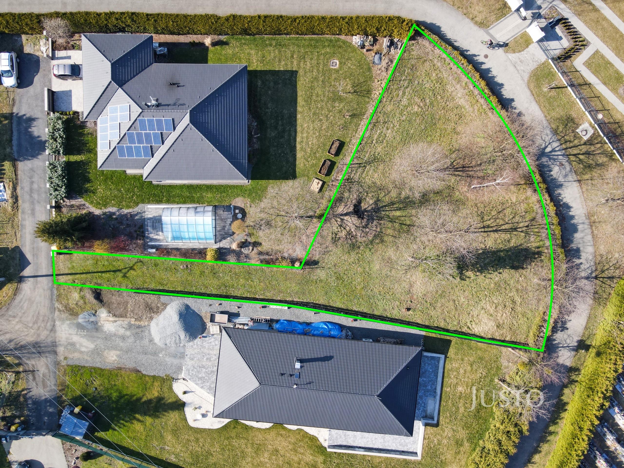 Prodej pozemku 1088 m²