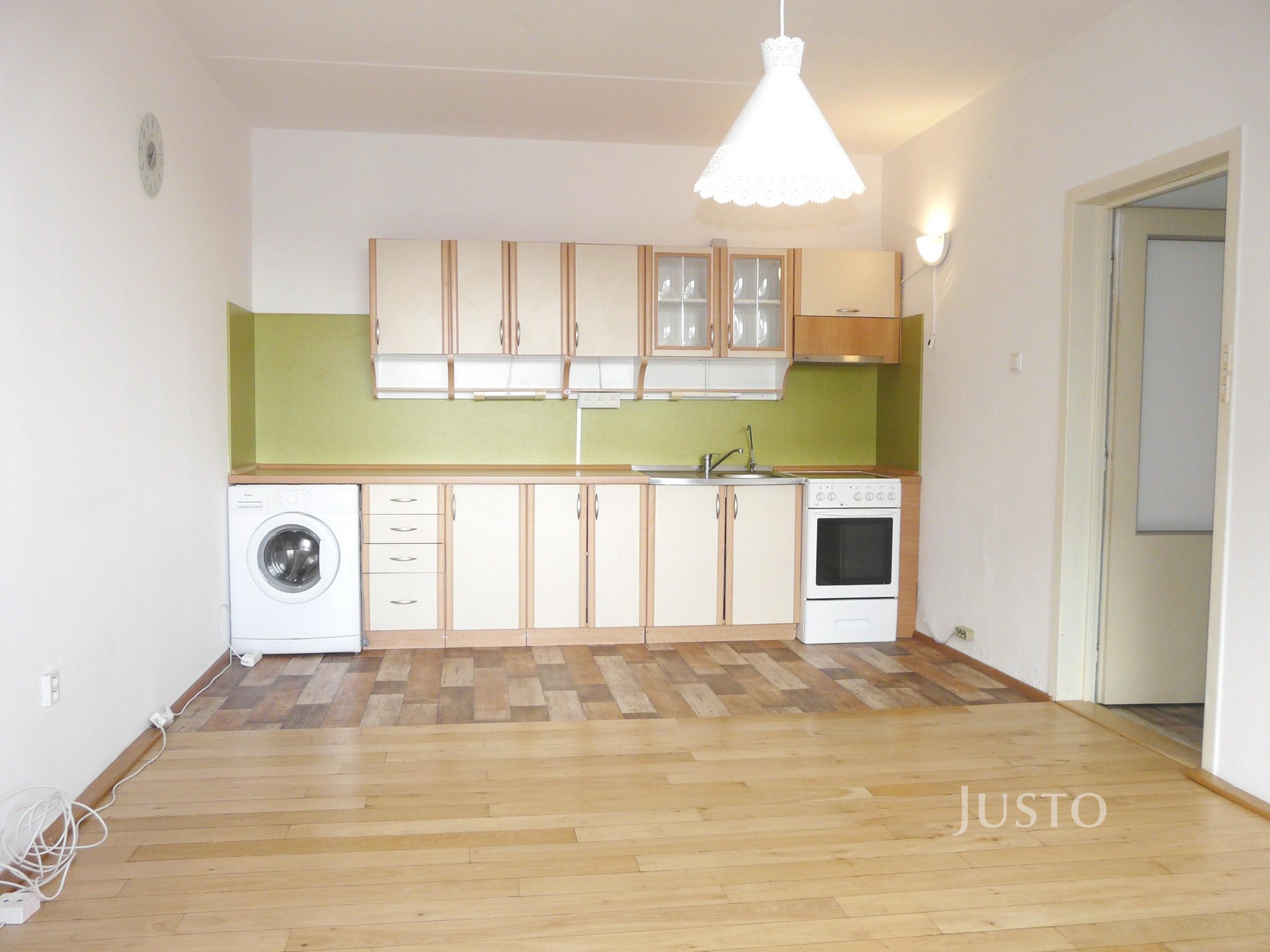 Pronájem 2+kk 43 m² + balkón