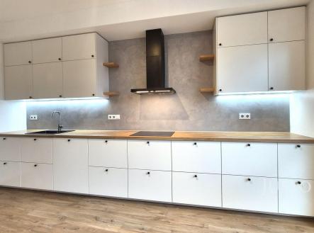 Prodej bytu, 3+kk, 137 m²