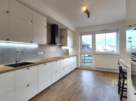 Prodej bytu, 3+kk, 137 m²