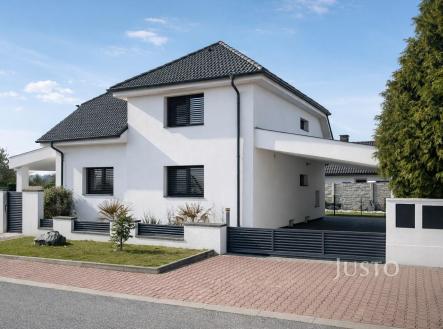 Prodej domu/vily, 213 m²