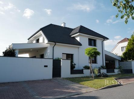 Prodej domu/vily, 213 m²