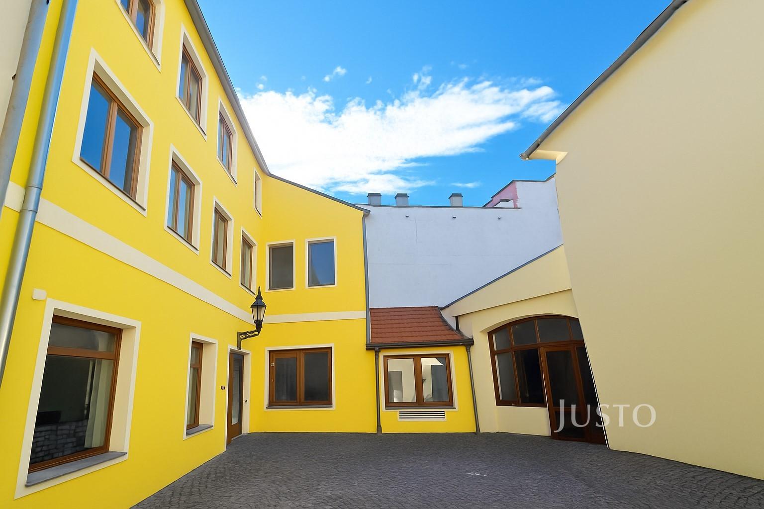 Pronájem restaurace 230 m² , Písek - V Koutě