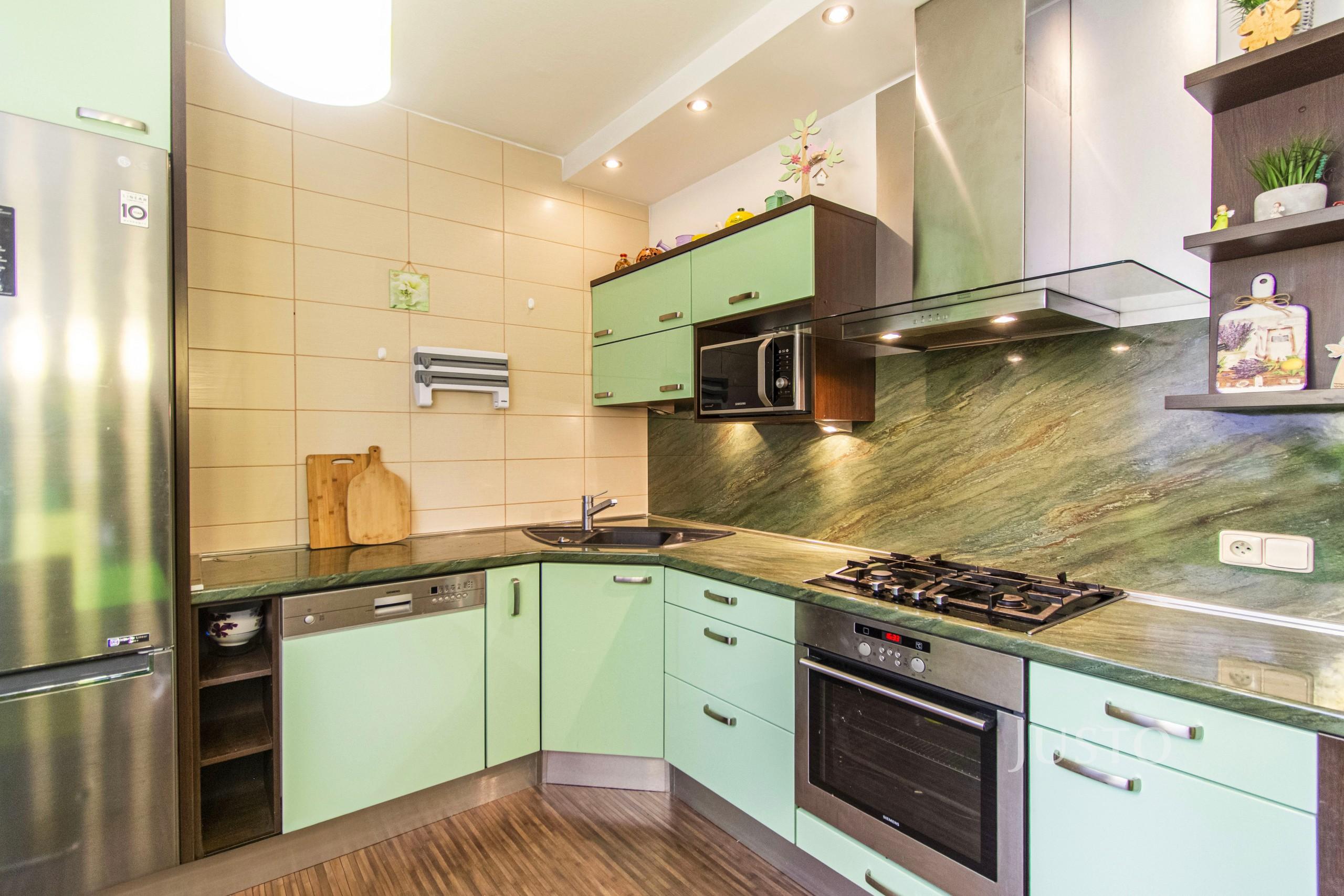 Prodej 3+1 77 m² + balkón 4 m²