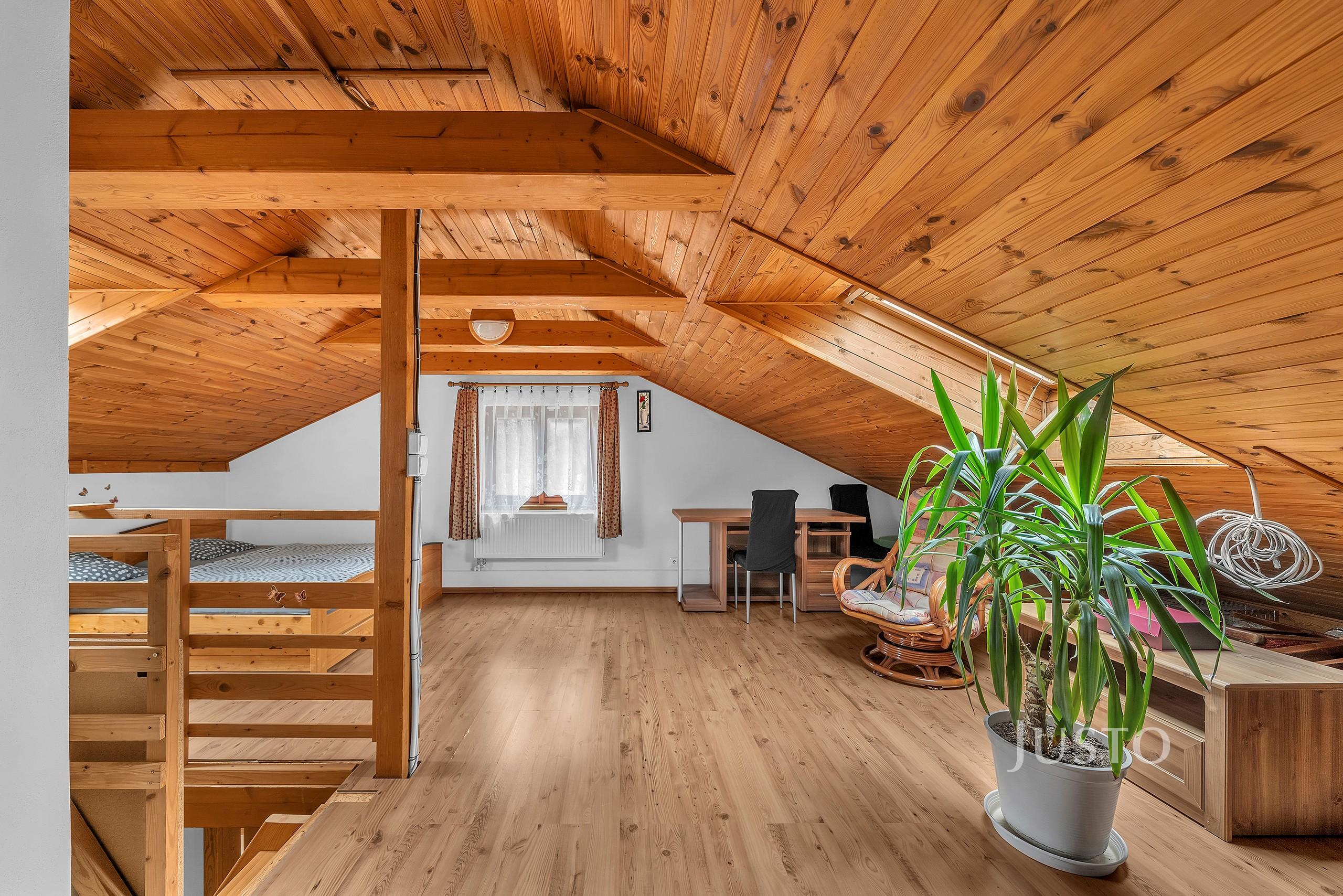 Prodej rodinného domu 107 m² s pozemkem 409 m² + terasa 22 m²