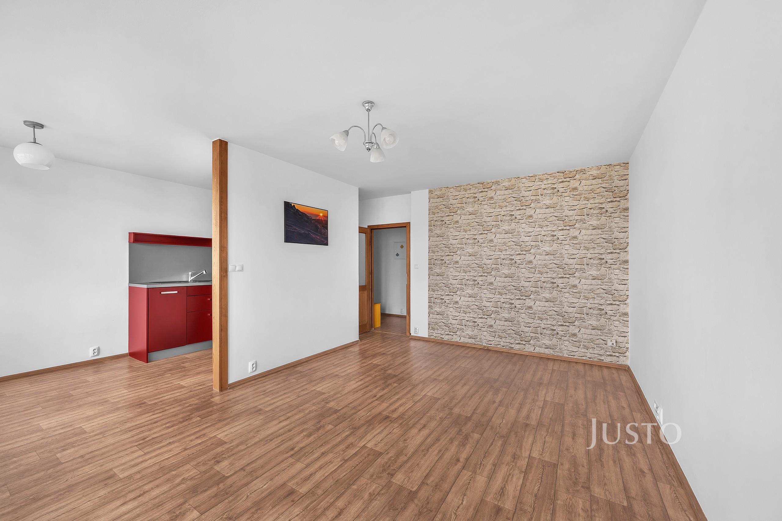 Pronájem 3+kk 70 m² + lodžie 6 m²