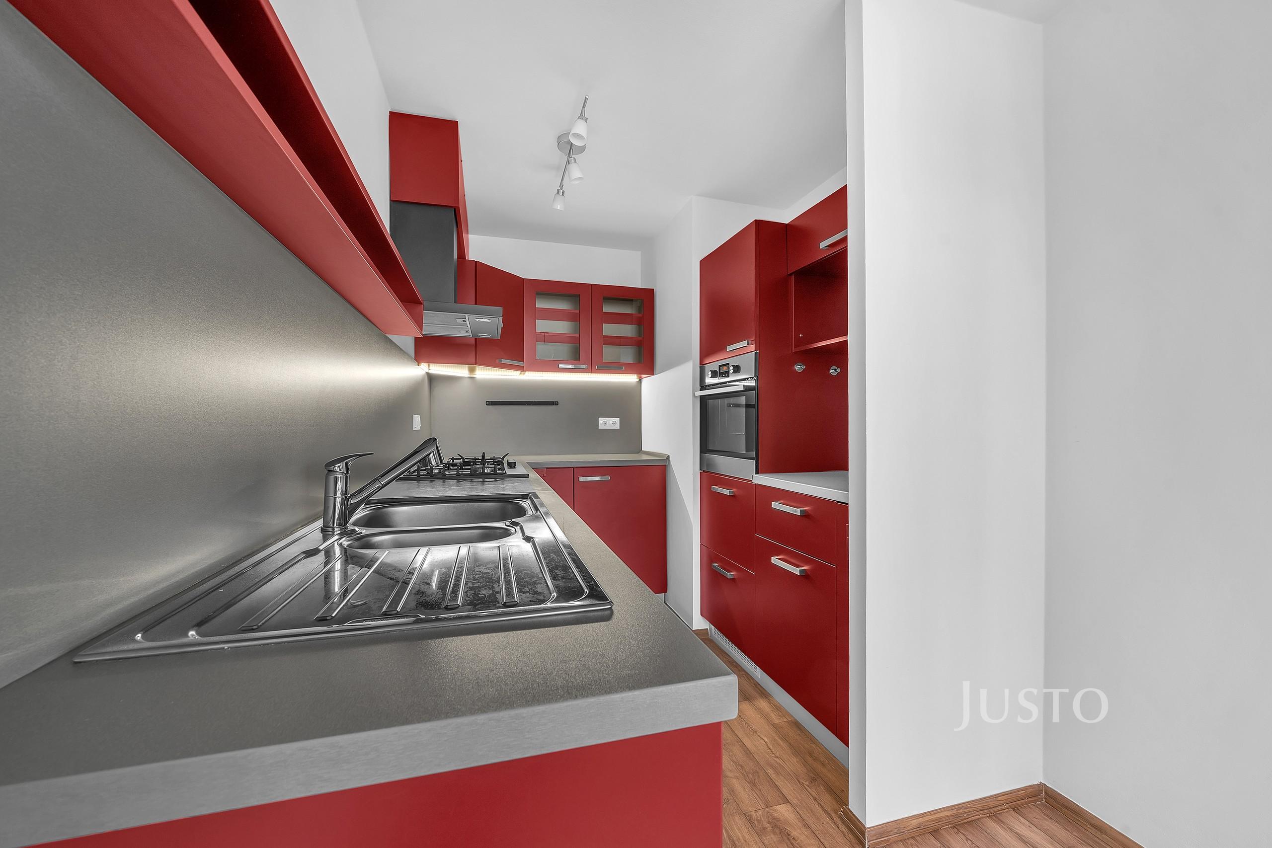 Pronájem 3+kk 70 m² + lodžie 6 m²