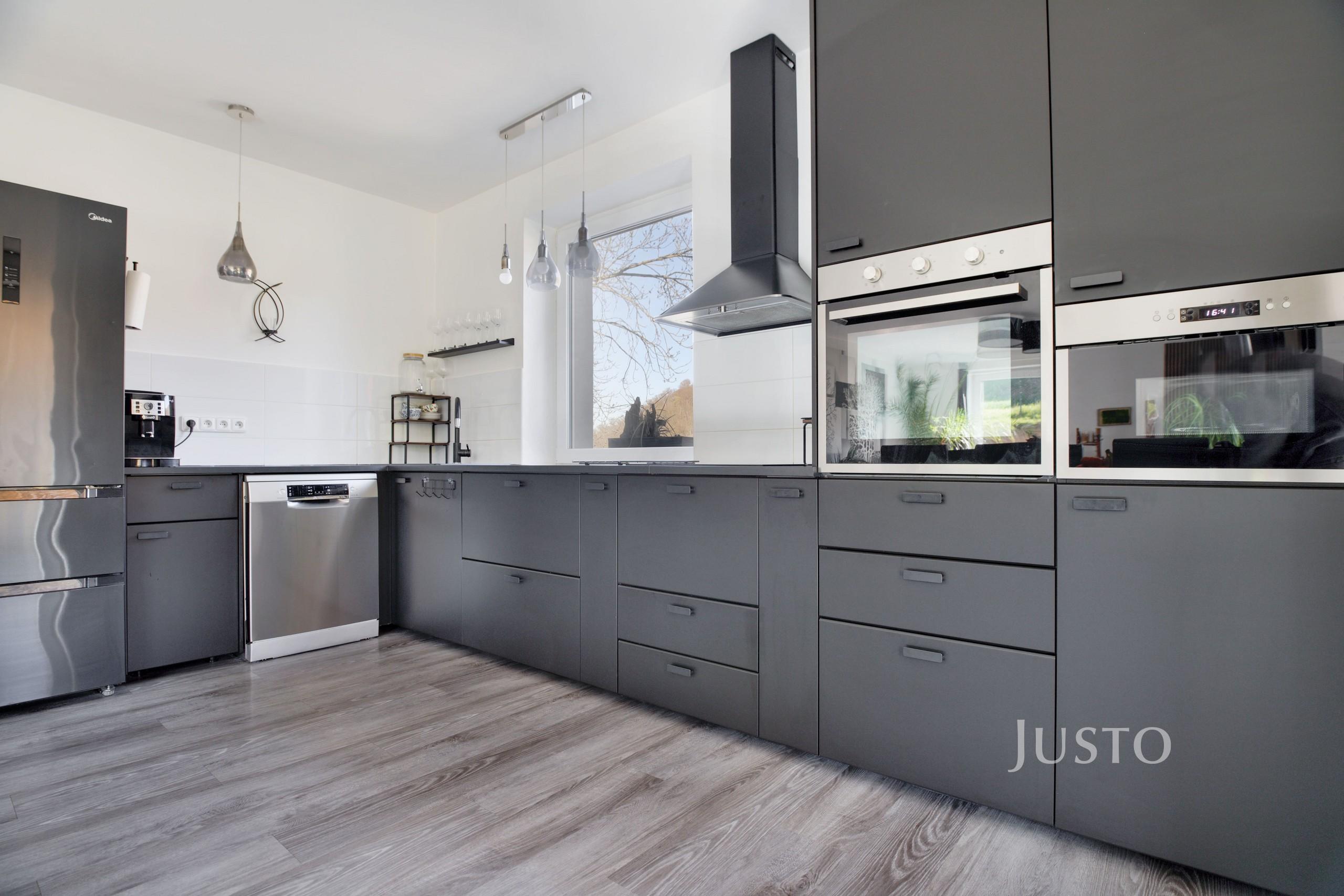 Prodej rodinného domu 148 m² s pozemkem 1008 m² + terasa