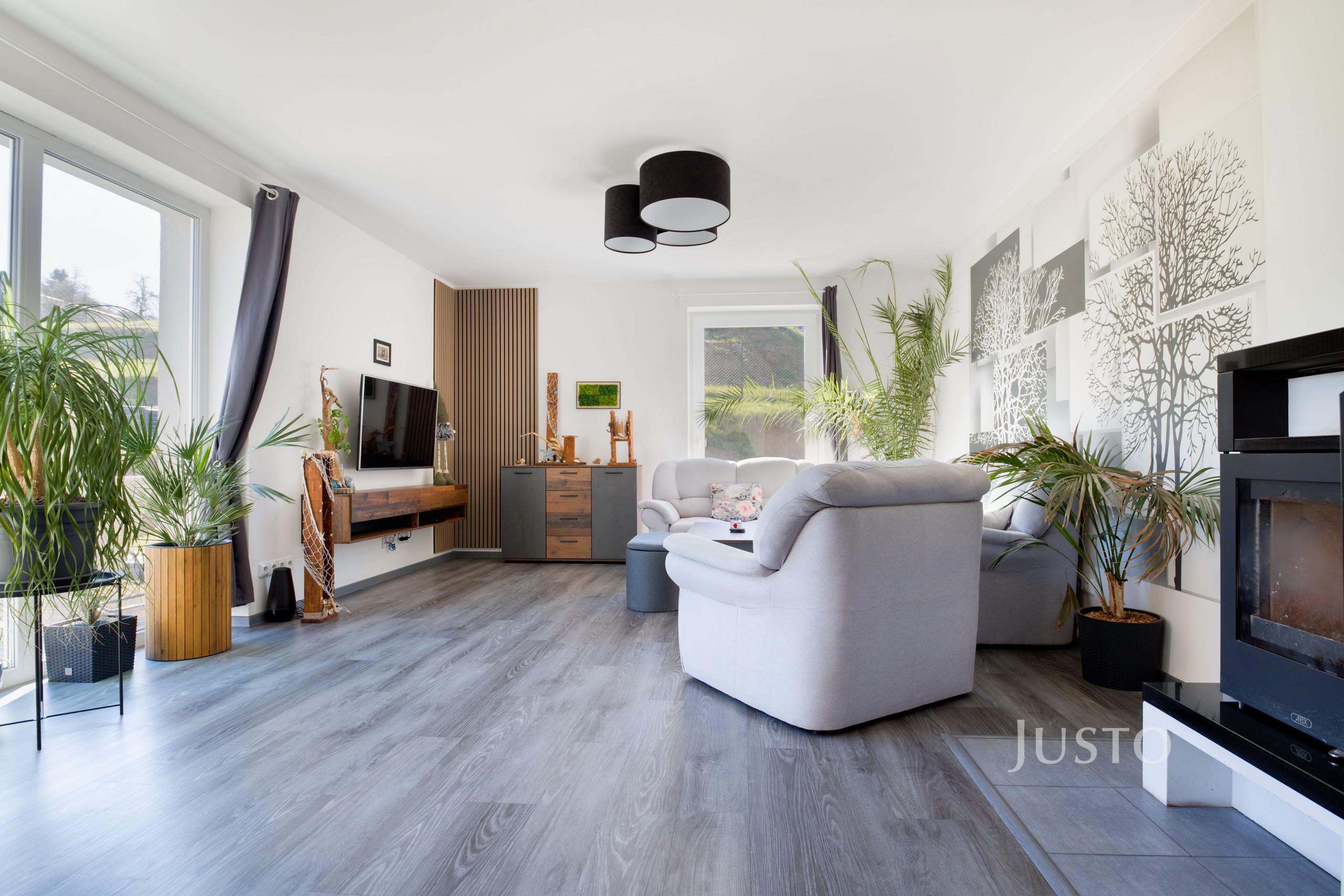 Prodej rodinného domu 148 m² s pozemkem 1008 m² + terasa