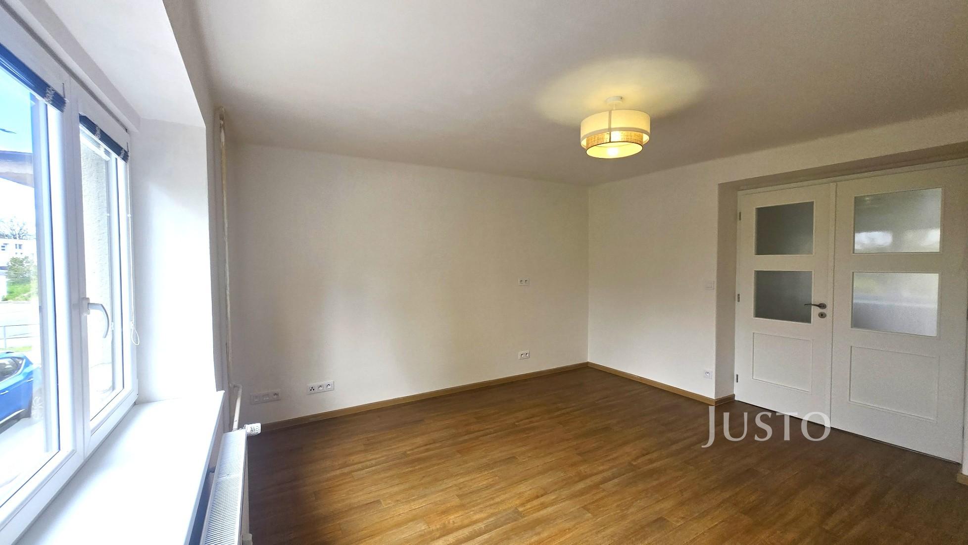 Pronájem 1+1 38 m², Písek - Smetanovo náměstí