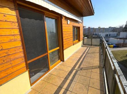 Pronájem bytu, 3+kk, 83 m²