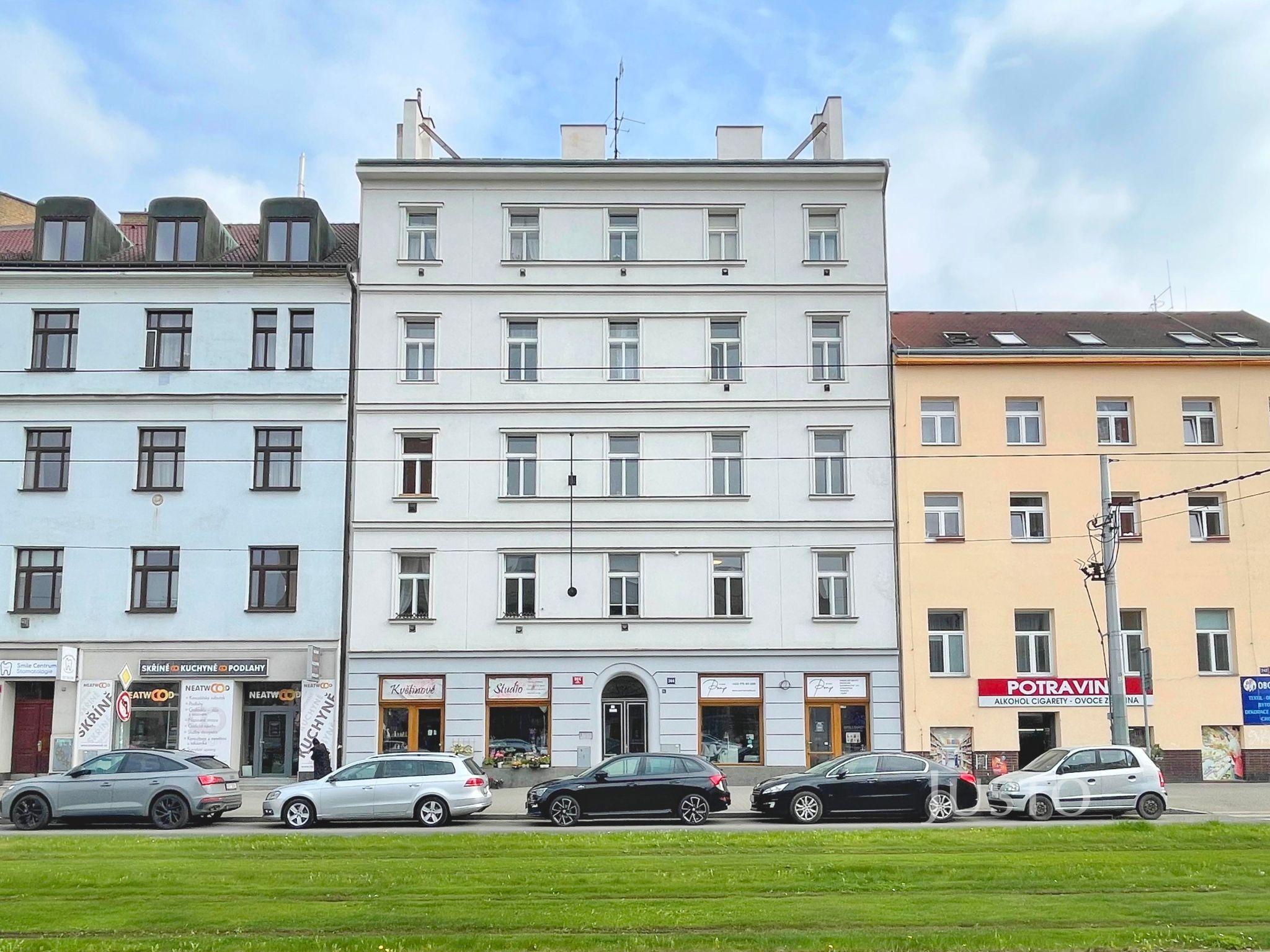 Podnájem 3+1 79 m² + balkón 3 m²