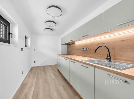 Pronájem kanceláře, 33 m²