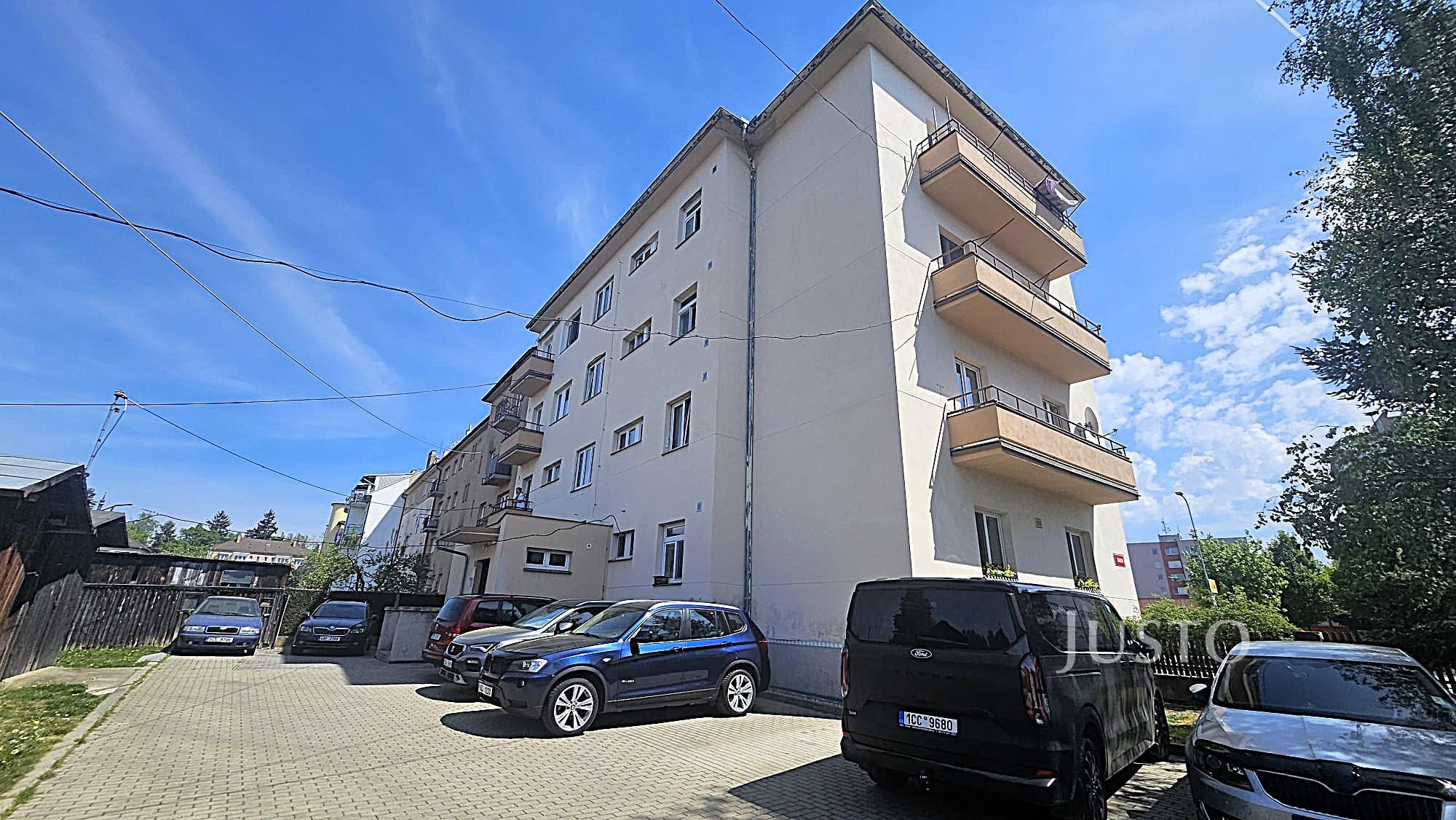 Prodej 3+1, 80 m² + balkón 5 m² + parkování
