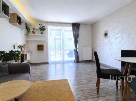 Pronájem bytu, 2+kk, 69 m²