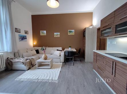Pronájem bytu, 2+kk, 43 m²