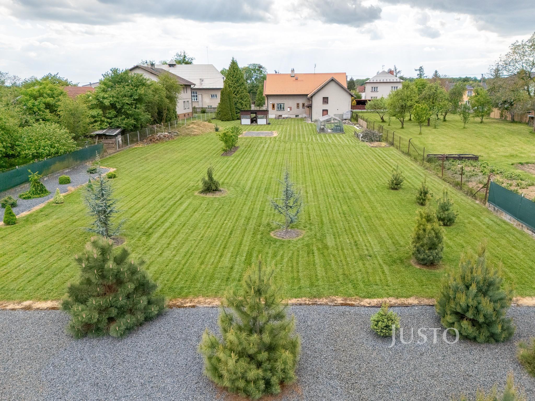 Prodej rodinného domu 136 m² s pozemkem 2522 m²