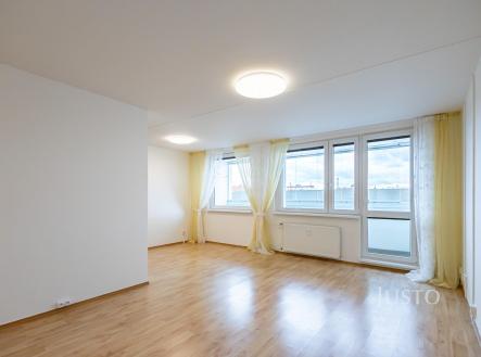 Pronájem bytu, 3+kk, 76 m²