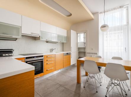 Pronájem bytu, 3+1, 110 m²