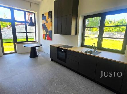 Pronájem bytu, 4+kk, 85 m²
