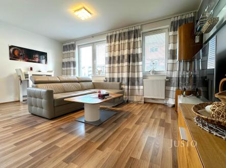 Pronájem bytu, 2+kk, 55 m²
