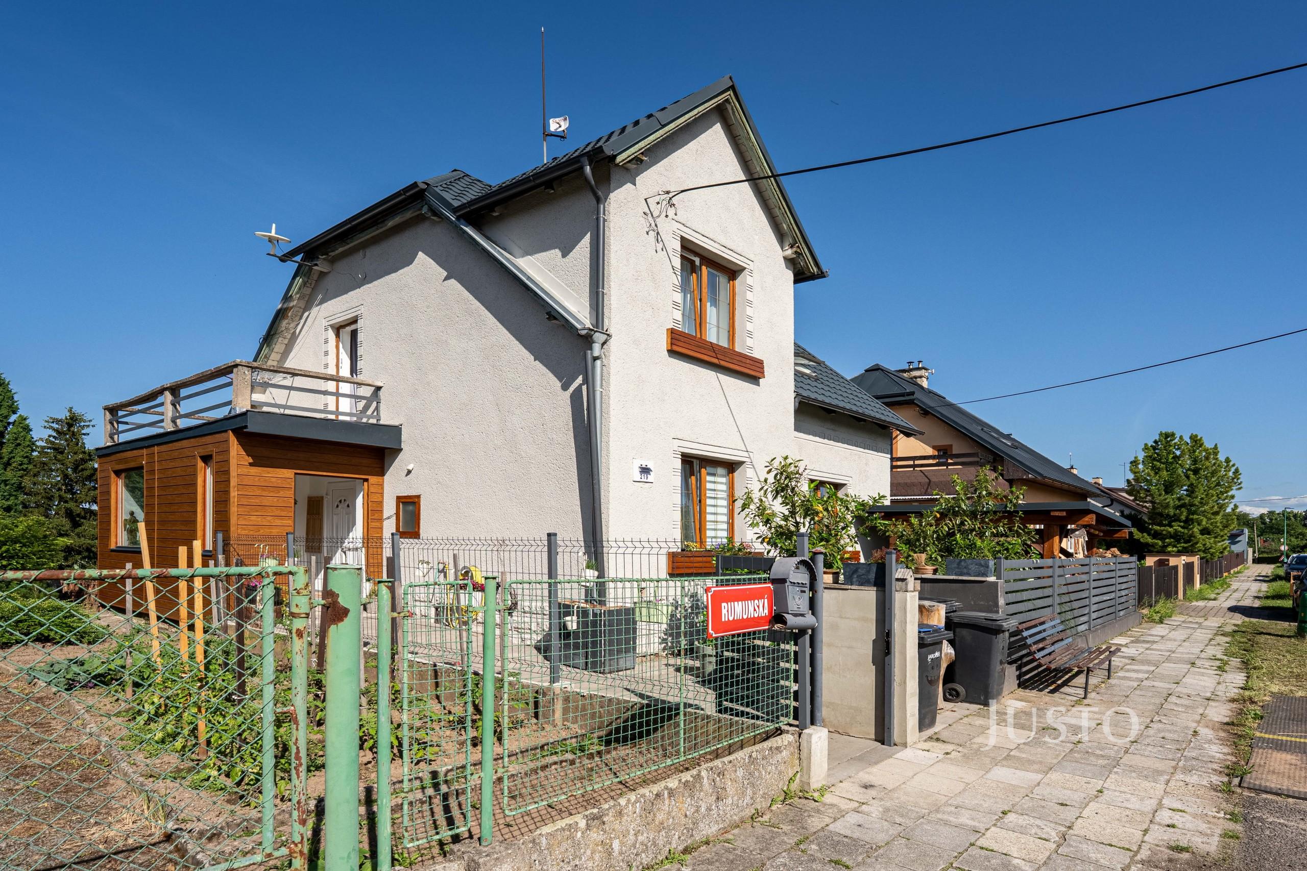 Prodej rodinného domu 110 m² s pozemkem 664 m² + balkón 8 m²