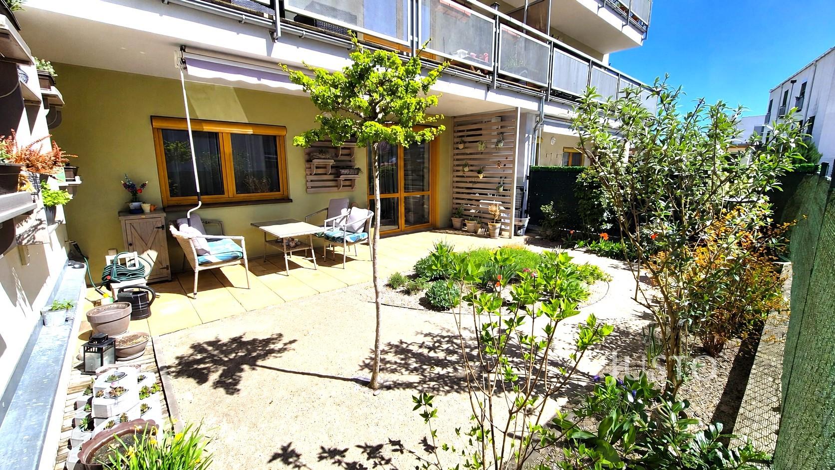 Pronájem 2+kk 54 m² + terasa 13 m² + parkování