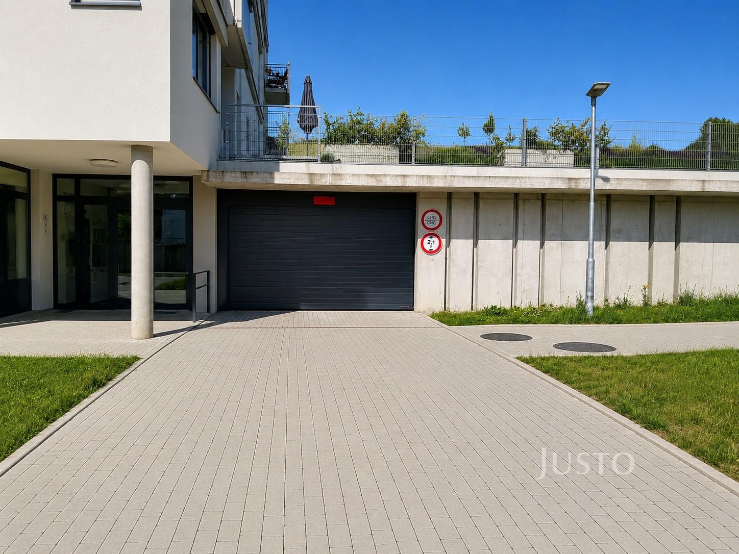 Prodej garážového stání 13 m²
